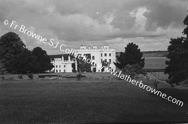 GLIN CASTLE  FROM SOUTH WALK